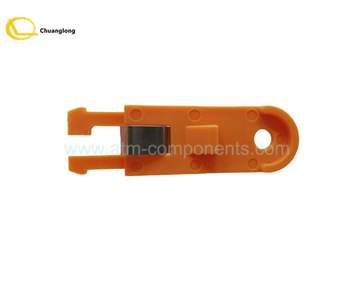 سعر جيد 0090023328 009-0023328 قطع الغيار لآلات الصراف الآلي NCR Self Serv Slide Snap Latch Orange الانترنت