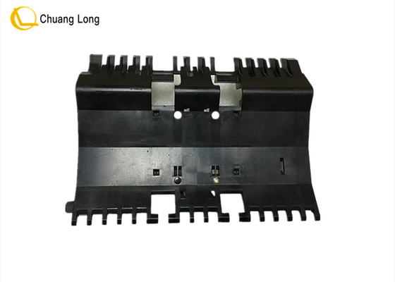 قطع غيار أجهزة الصراف الآلي هيتاشي HCM 3842 WUF-BELT GUIDE 1P004017-001