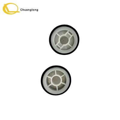 سعر جيد بكرة تغذية مجمّع قارئ بطاقات NCR 3Q8 998-0235677 بكرة مطاطية MCRM بسمك 4 مم جزء آلة الخدمة الذاتية ATM CRS الانترنت